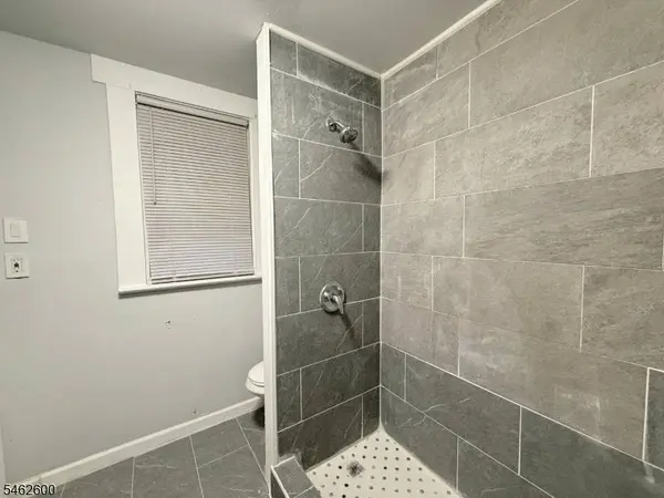 44 N 16Th St, East Orange City, NJ 07017
