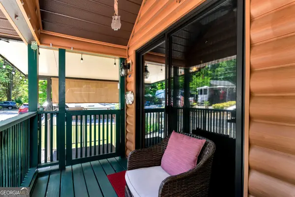 76 Hidden Valley RD, Cleveland, GA 30528