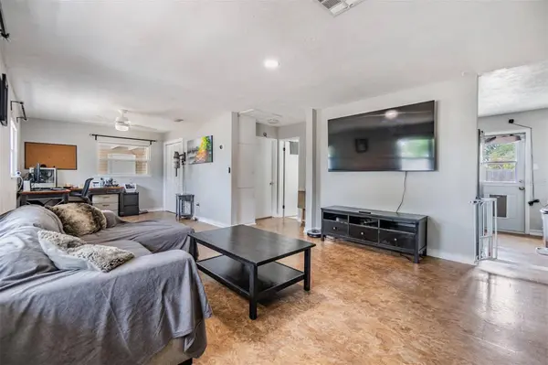 6816 13TH ST N, St Petersburg, FL 33702