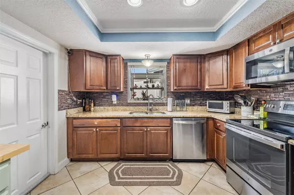 8206 PENWOOD DR, Port Richey, FL 34668