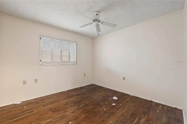 8210 LORA DEL RIO DR, Port Richey, FL 34668