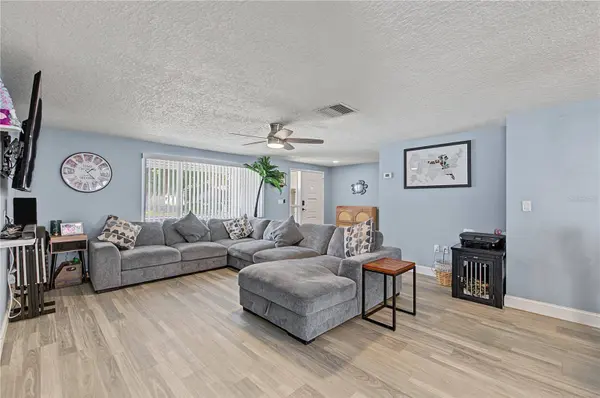10918 MANCHESTER RD, Port Richey, FL 34668