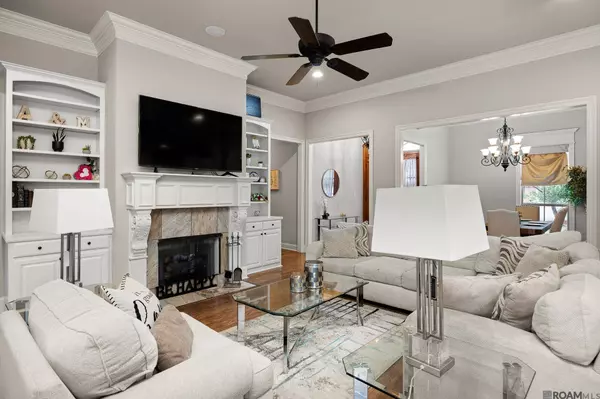 13267 Brookcrest Dr, Walker, LA 70785