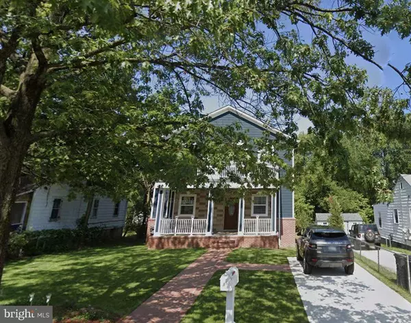 806 MINNA AVE, Capitol Heights, MD 20743