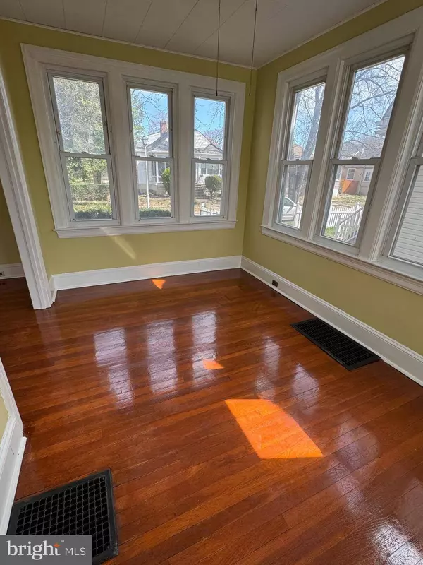 50 BROADSHIP RD, Dundalk, MD 21222