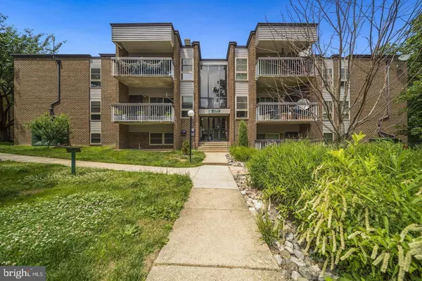 2305 GREENERY LN #T-3-3, Silver Spring, MD 20906