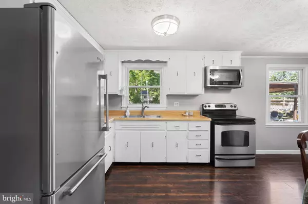 5511 CAROUSEL ST, Fredericksburg, VA 22407