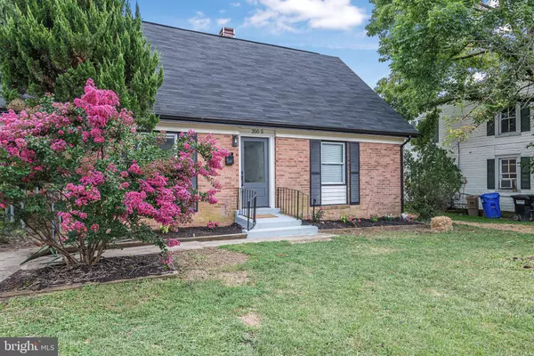 200 1/2 11TH ST, Laurel, MD 20707