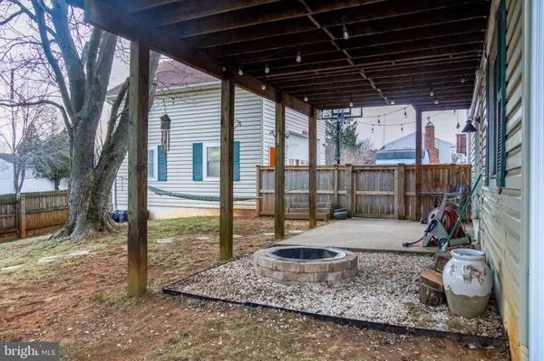 172 POINSETT LN, Frederick, MD 21702