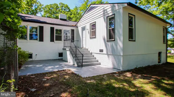 2608 HOLLY DR, Fort Washington, MD 20744