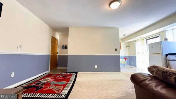 6441 RICHMOND HWY #203, Alexandria, VA 22306
