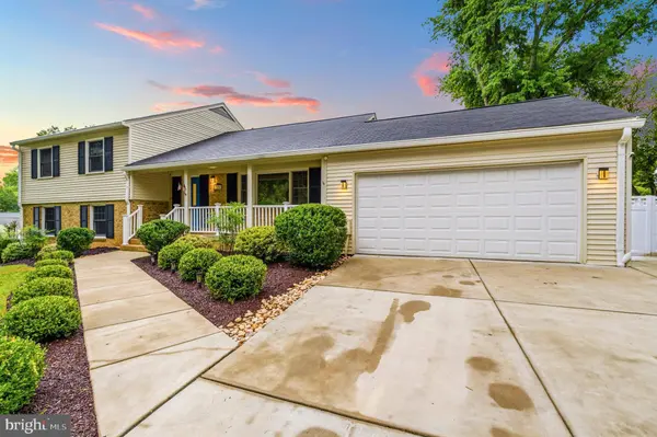 7204 RIGHTERS MILL RD, Derwood, MD 20855