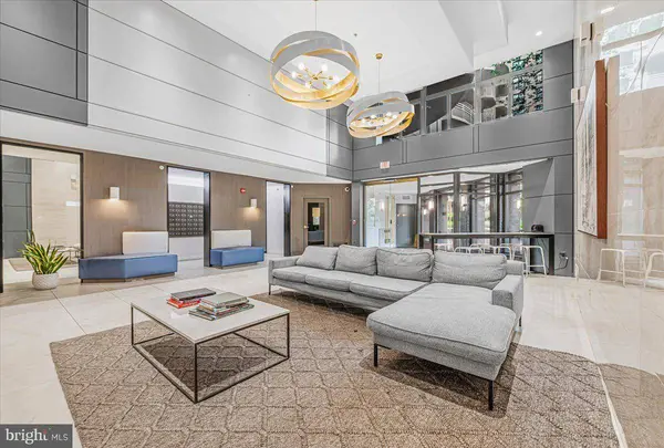 7111 WOODMONT AVE #308, Bethesda, MD 20815