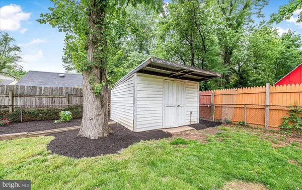 6902 21ST AVE, Hyattsville, MD 20783
