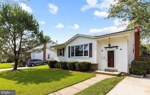4709 ARBUTUS AVE, Rockville, MD 20853