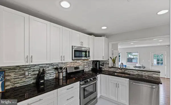 4709 ARBUTUS AVE, Rockville, MD 20853