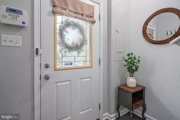 7935 TRAILVIEW XING, Glen Burnie, MD 21060