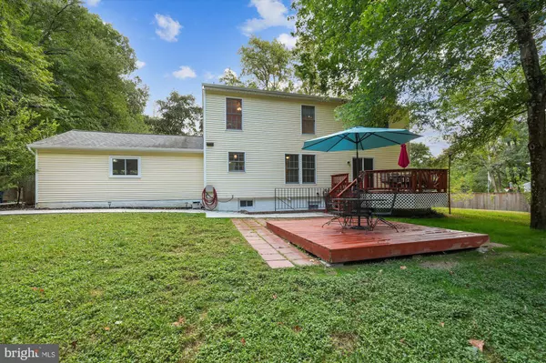 15418 PEACH ORCHARD RD, Silver Spring, MD 20905