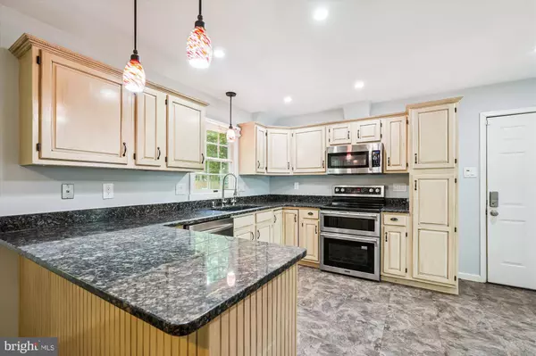 15418 PEACH ORCHARD RD, Silver Spring, MD 20905