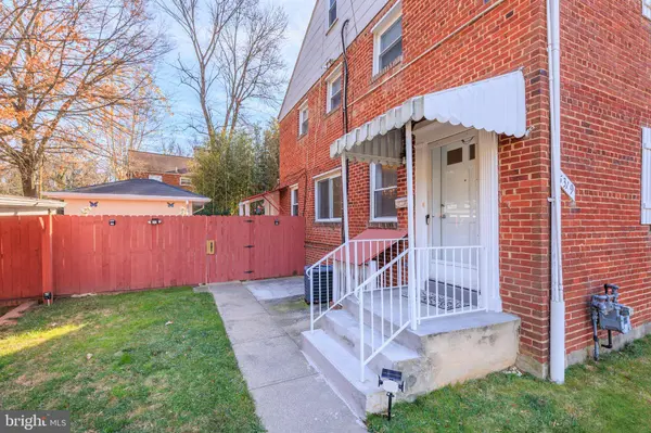 6319 LONGFELLOW ST, Riverdale, MD 20737