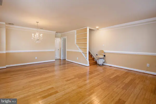 6319 LONGFELLOW ST, Riverdale, MD 20737