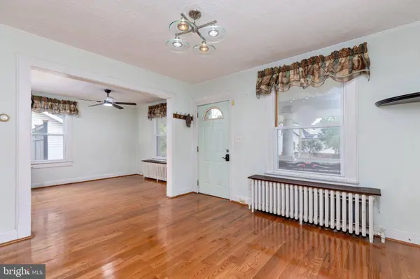 4007 BUNKER HILL RD, Brentwood, MD 20722