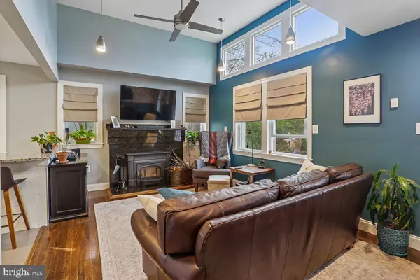 1611 NOYES DR, Silver Spring, MD 20910