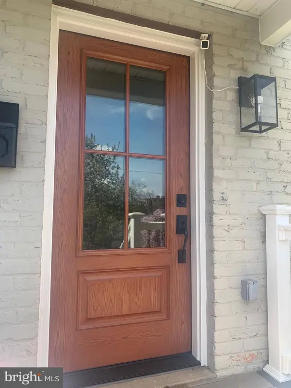 1611 NOYES DR, Silver Spring, MD 20910