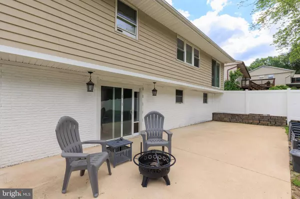 8246 VICTORIA RD, Millersville, MD 21108