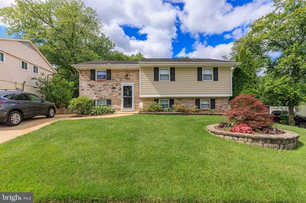 8246 VICTORIA RD, Millersville, MD 21108