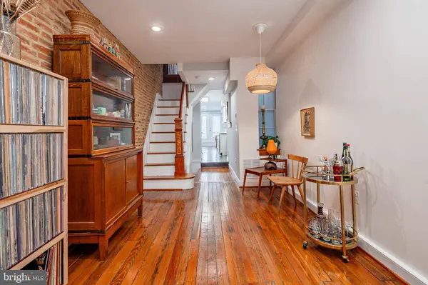 218 E BARNEY ST, Baltimore, MD 21230