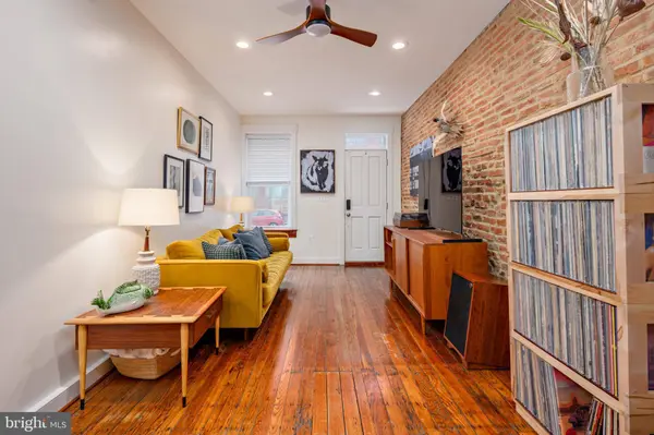 218 E BARNEY ST, Baltimore, MD 21230