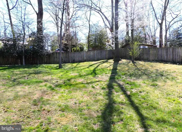 7815 REBEL DR, Annandale, VA 22003