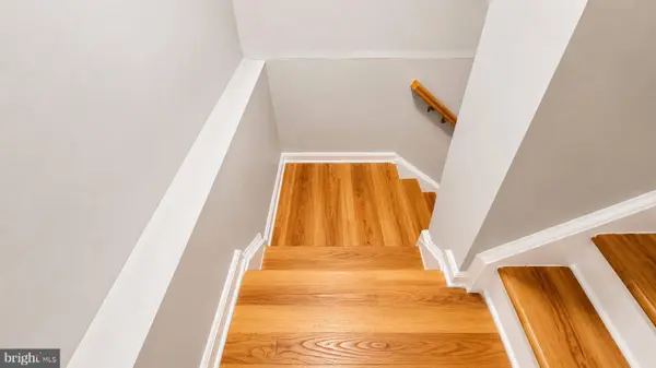 7302 IVYCREST PL, Annandale, VA 22003