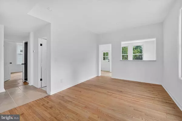 4319 BAYONNE AVE, Baltimore, MD 21206