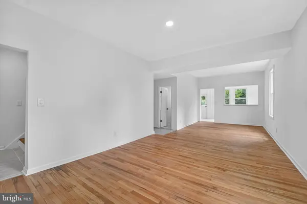 4319 BAYONNE AVE, Baltimore, MD 21206