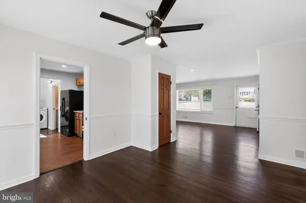 6109 PARKWAY DR, Laurel, MD 20707