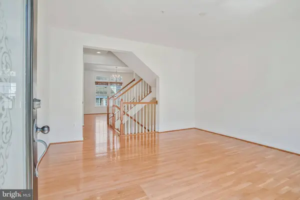 1706 SUNNINGDALE LN, Hanover, MD 21076