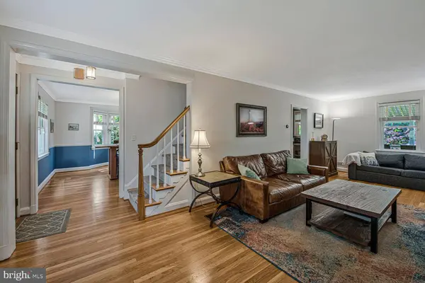 902 LOCUSTVALE RD, Towson, MD 21204