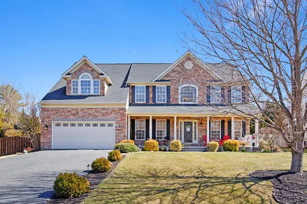 How's Your Credit Score? | Calculating What You Can Afford | Don't Make These Home Showing Offenses | Gardening Checklist