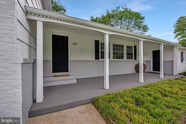 205 DUNBEATH CT, Lutherville Timonium, MD 21093