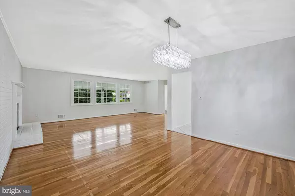 205 DUNBEATH CT, Lutherville Timonium, MD 21093