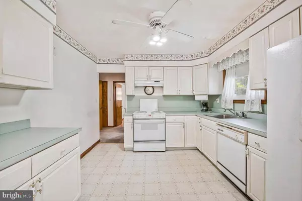 5921 EBENEZER RD, White Marsh, MD 21162