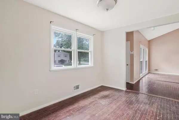 514 GWYNNVALE RD, Baltimore, MD 21208