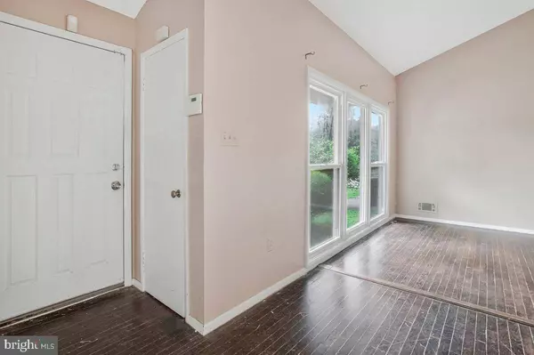 514 GWYNNVALE RD, Baltimore, MD 21208