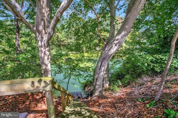 11612 RIVERSHORE DR, Dunkirk, MD 20754