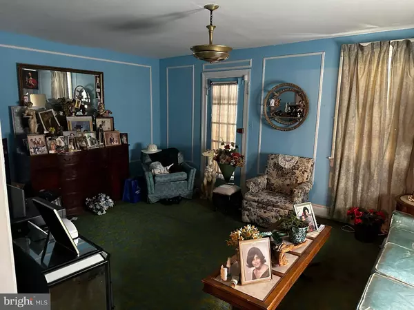 4924 CENTRAL AVE NE, Washington, DC 20019