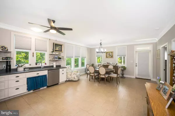 29288 OLD OFFICE RD, Rhoadesville, VA 22542