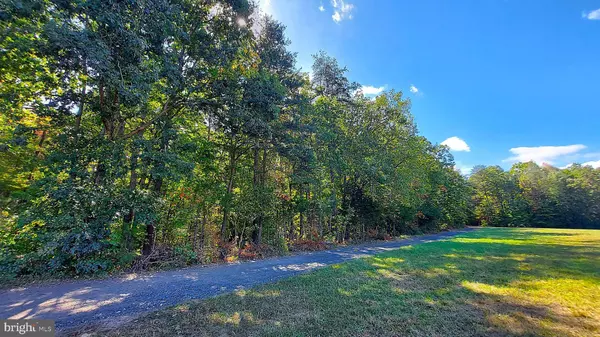 7C WOODVILLE RD, Locust Grove, VA 22508