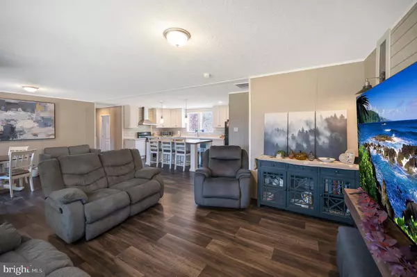 5120 BURR HILL RD, Rhoadesville, VA 22542